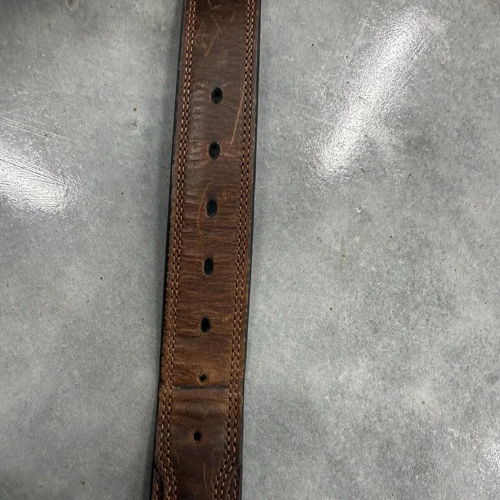 Ariat Mens 44 Genuine Leather Brown Western Belt Engraved Buckle A1019444